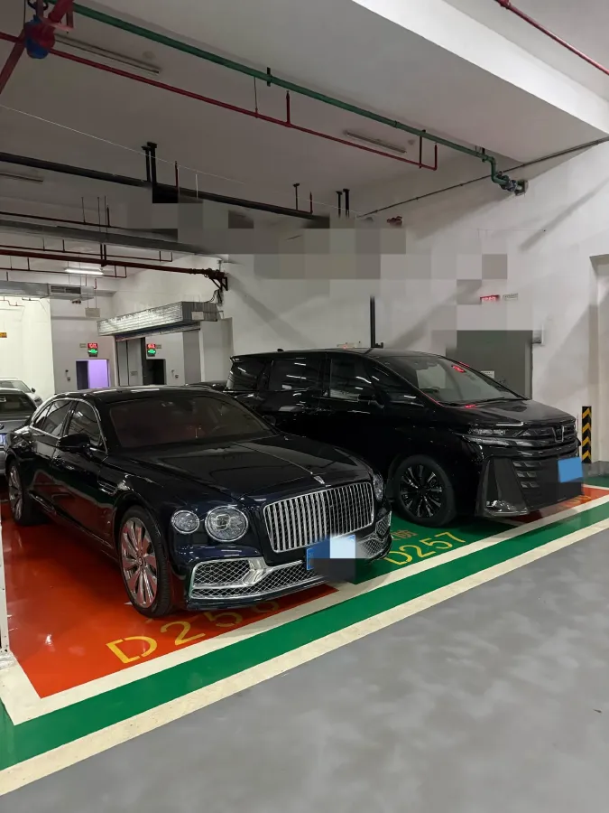 2020 Bentley Flying Spur 6.0T 635HP W12 8DCT,autocango,china used car exporter,china ev exporter,chinese used car exporter,chinese used ev exporter