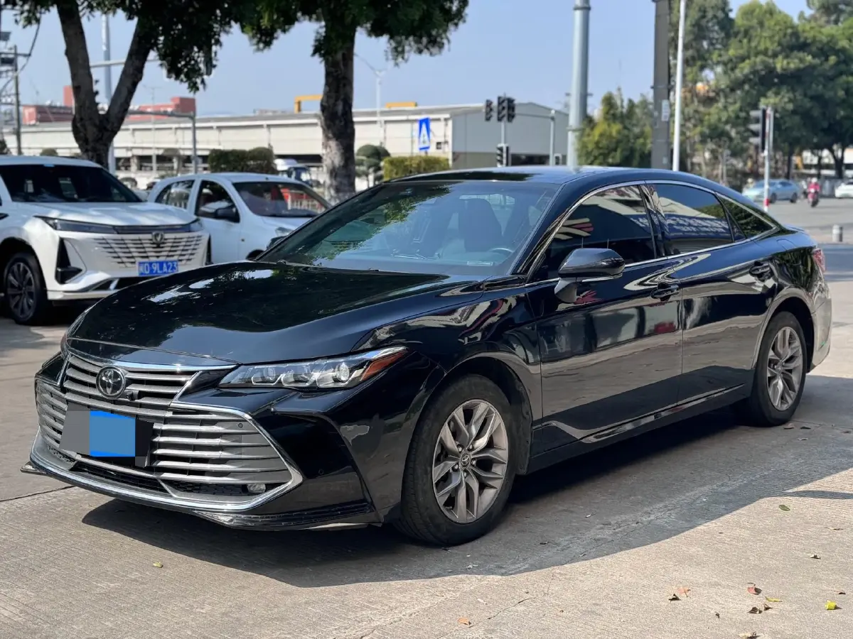 2021 Toyota Avalon 2.5L 209HP L4 8AT