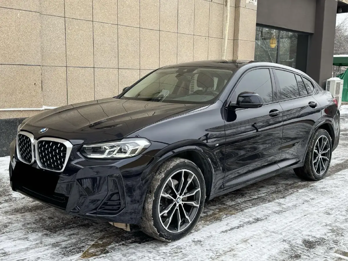 2022 BMW X4 2.0T 245HP L4 8AT