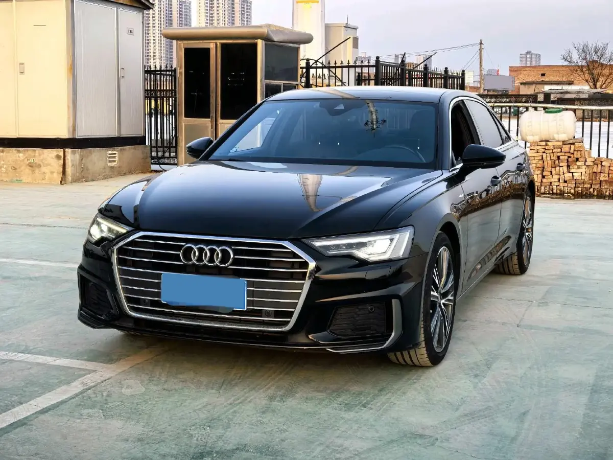 2021 Audi A6L 2.0T 190HP L4 7DCT
