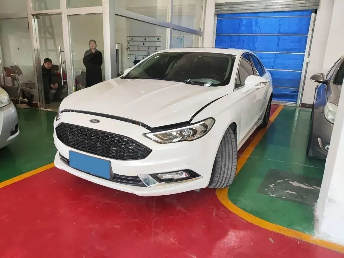 2017 Ford Mondeo 2.0T 204HP L4 6AT