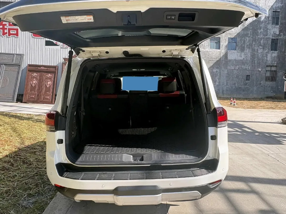 2022 Toyota Land Cruiser 3.4T 415HP V6 10AT,autocango,china used car exporter,china ev exporter,chinese used car exporter,chinese used ev exporter