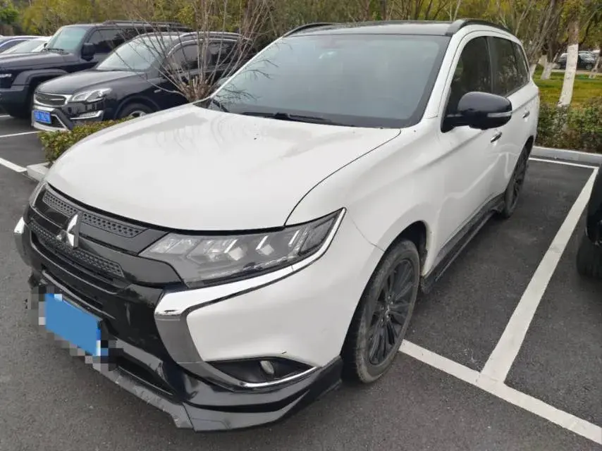 2021 Mitsubishi Outlander 2.4L 192HP L4 CVT
