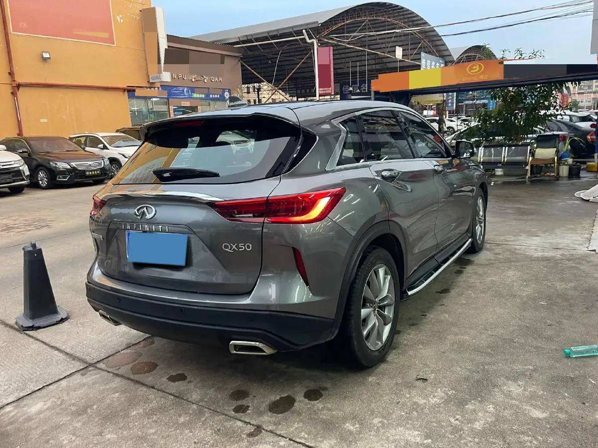 2020 Infiniti QX50 2.0T 245HP L4 CVT,autocango,china used car exporter,china ev exporter,chinese used car exporter,chinese used ev exporter