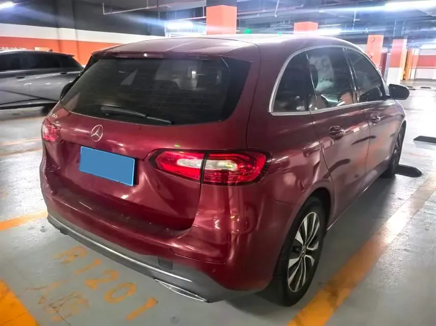 2021 Mercedes-Benz B Class 1.3T 136HP L4 7DCT,autocango,china used car exporter,china ev exporter,chinese used car exporter,chinese used ev exporter