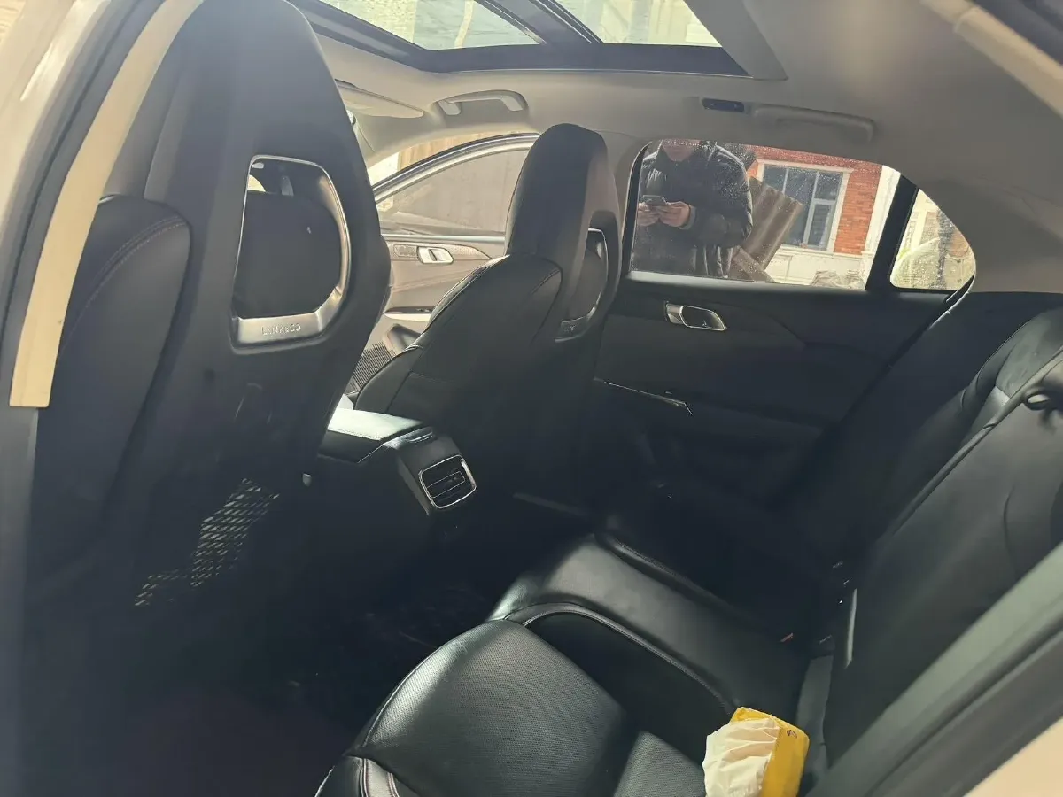 2018 Renault Koleos 2.0L 150HP L4 CVT,autocango,china used car exporter,china ev exporter,chinese used car exporter,chinese used ev exporter