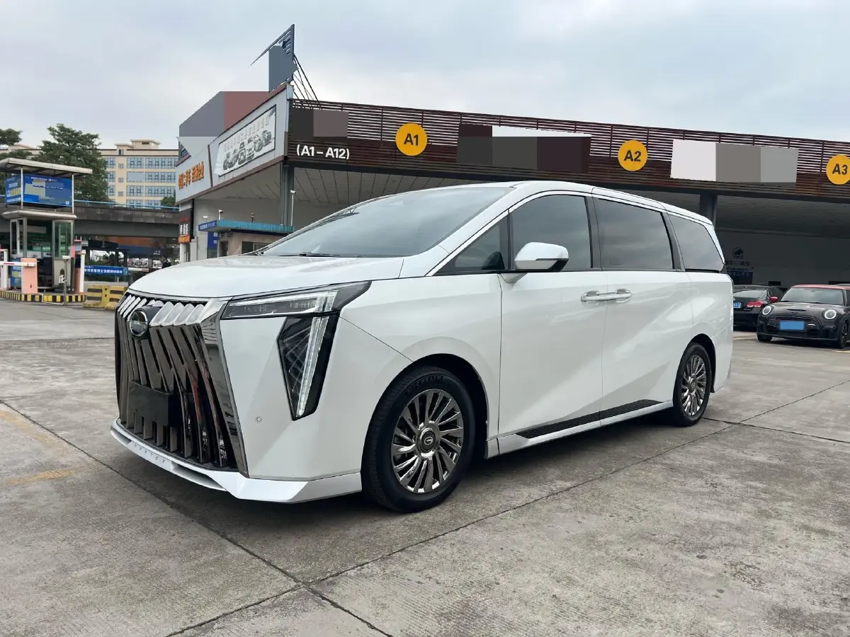 2023 GAC Trumpchi M8 2.0T 252HP L4 8AT