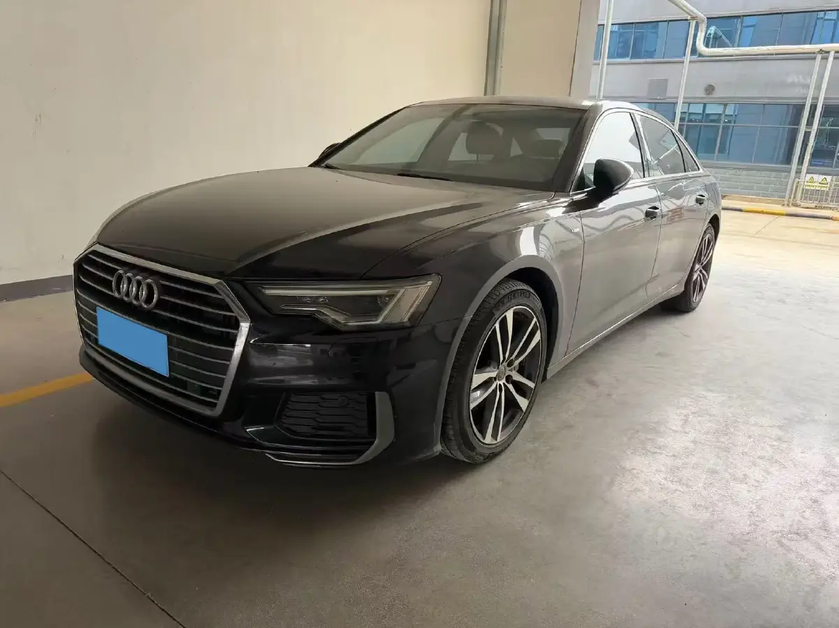 2020 Audi A6L 2.0T 190HP L4 7DCT