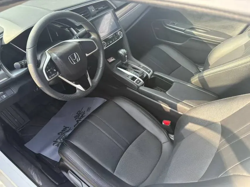 2019 Honda Civic 1.5T 177HP L4 CVT,autocango,china used car exporter,china ev exporter,chinese used car exporter,chinese used ev exporter