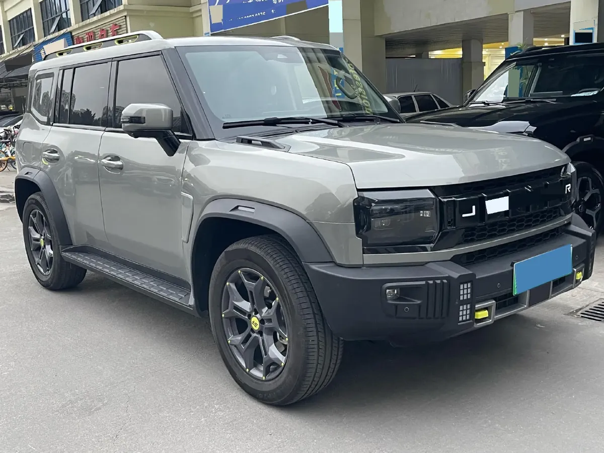 2024 Jetour ShanHai TravellerC-DM 1.5T 156HP L4 3DHT PHEV 26.7KWH,autocango,china used car exporter,china ev exporter,chinese used car exporter,chinese used ev exporter