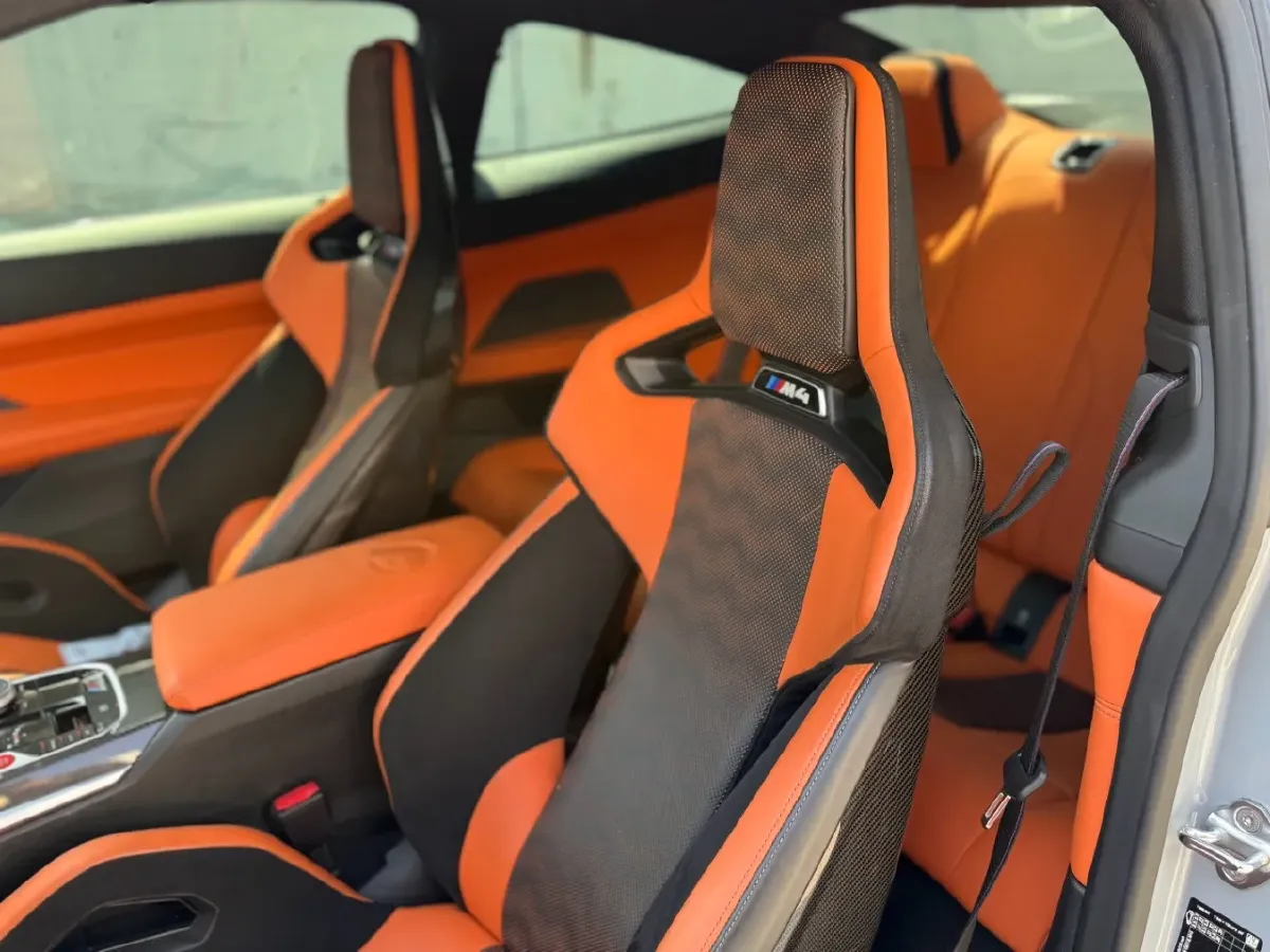 2021 BMW M4 3.0T 510HP L6 8AT,autocango,china used car exporter,china ev exporter,chinese used car exporter,chinese used ev exporter