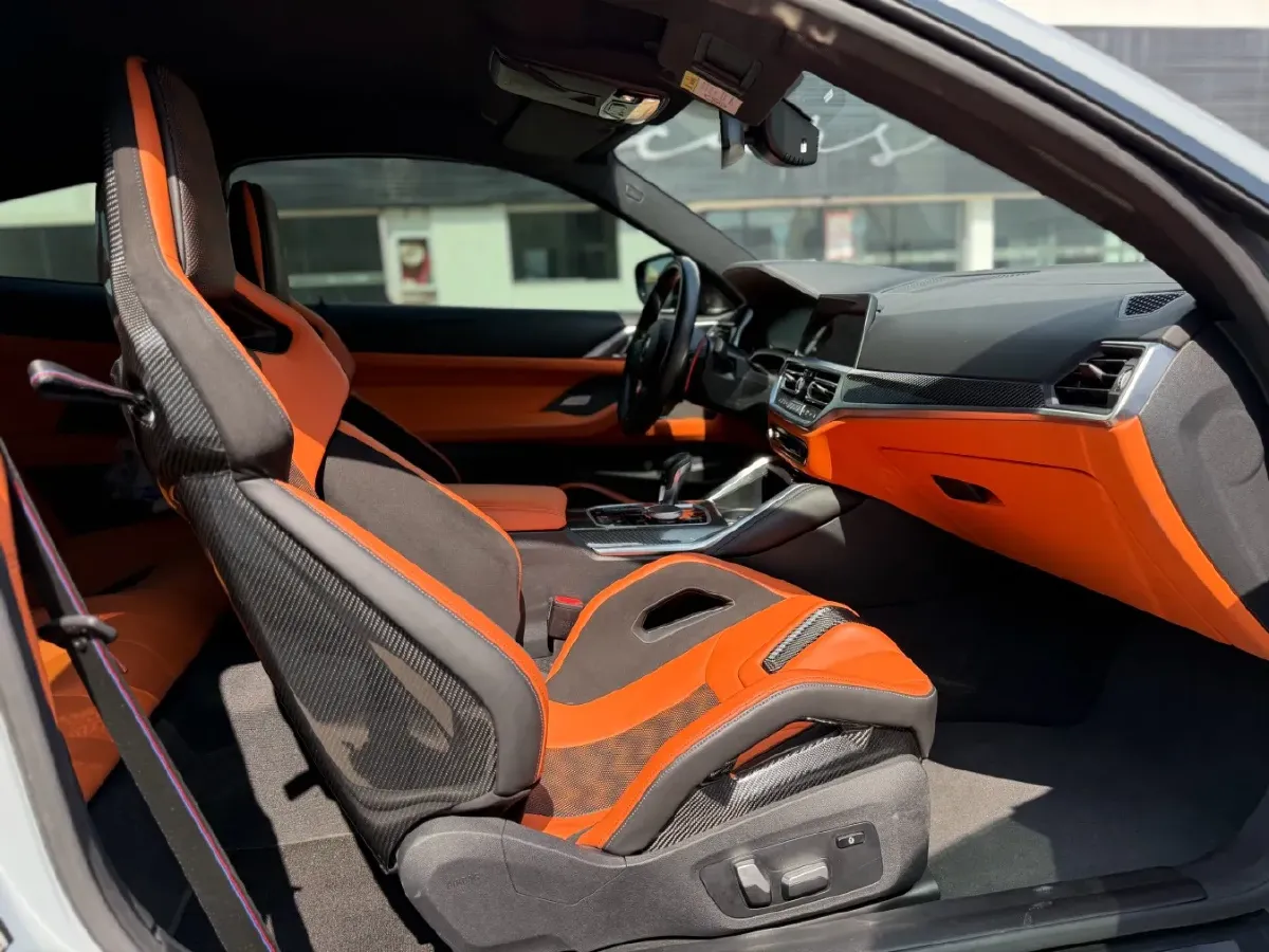 2021 BMW M4 3.0T 510HP L6 8AT,autocango,china used car exporter,china ev exporter,chinese used car exporter,chinese used ev exporter