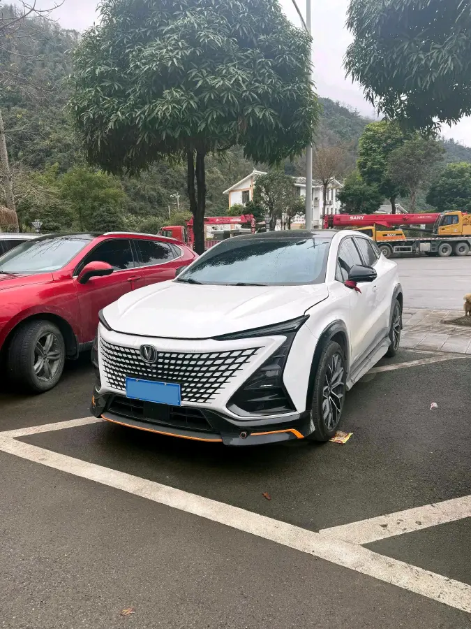 2022 ChangAn UNI-T 1.5T 188HP L4 7DCT