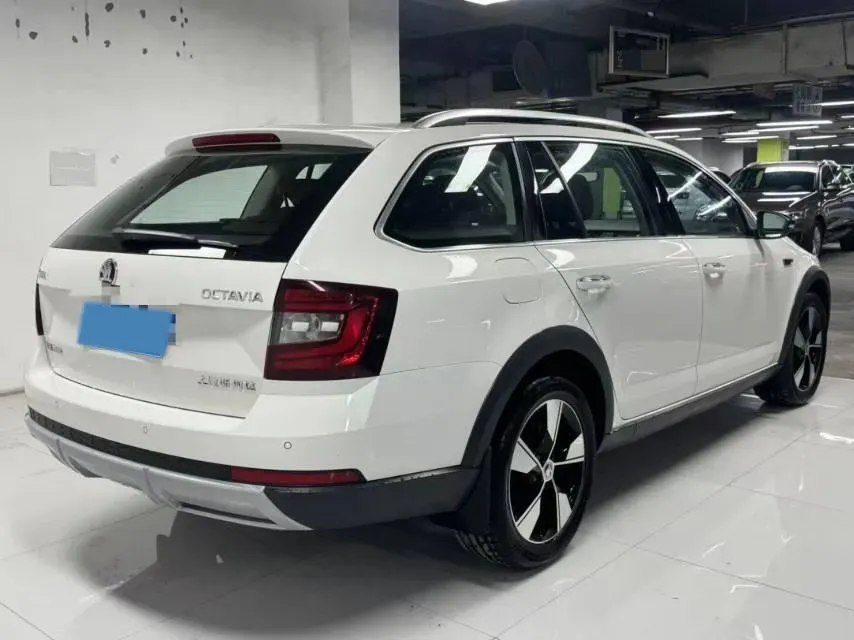 2018 Skoda Octavia 1.4T 150HP L4 7DCT,autocango,china used car exporter,china ev exporter,chinese used car exporter,chinese used ev exporter