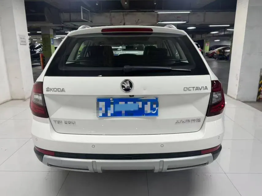 2018 Skoda Octavia 1.4T 150HP L4 7DCT,autocango,china used car exporter,china ev exporter,chinese used car exporter,chinese used ev exporter
