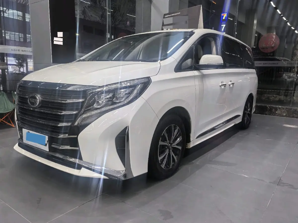 2021 GAC Trumpchi M8 2.0T 252HP L4 8AT