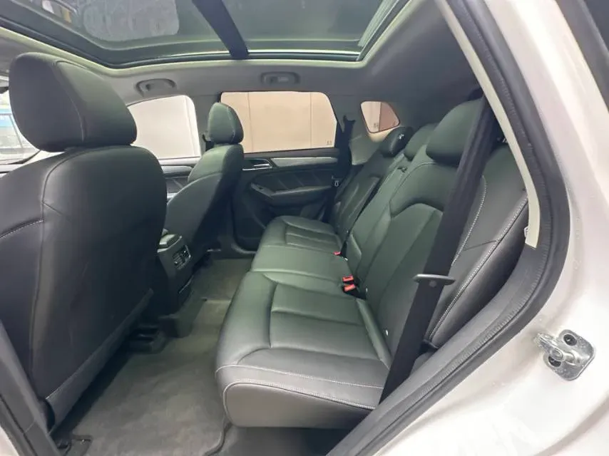 2020 Dongfeng YuFeng P16 2.4T 218HP L4 6MT,autocango,china used car exporter,china ev exporter,chinese used car exporter,chinese used ev exporter