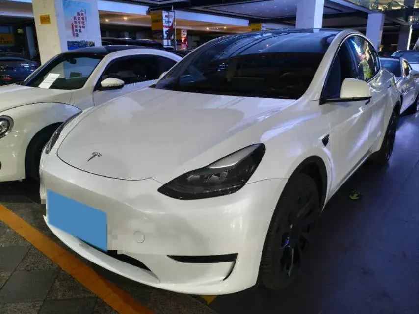 2022 Tesla Model Y BEV 60KWH