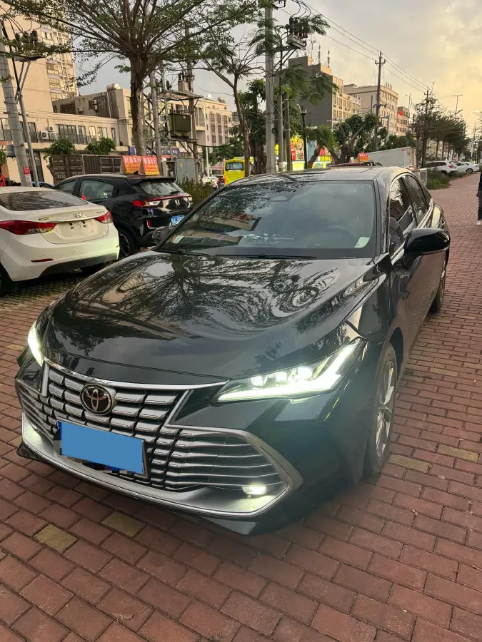 2024 Toyota Avalon 2.0L 173HP L4 CVT