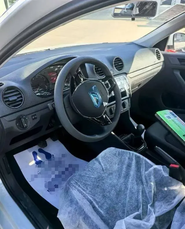 2025 Jetta VA3 1.5L 112HP L4 5MT,autocango,china used car exporter,china ev exporter,chinese used car exporter,chinese used ev exporter