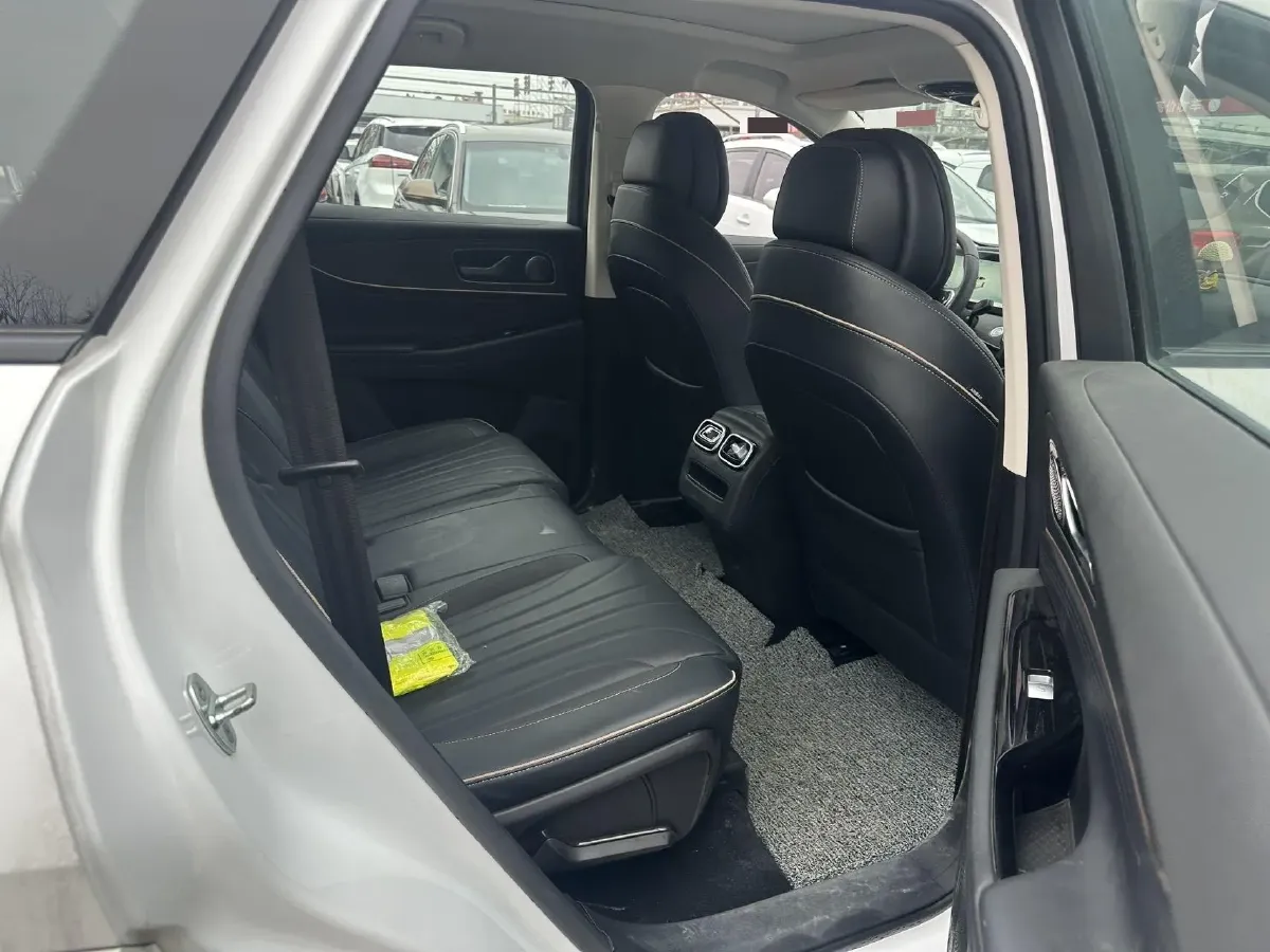 2023 Chery Tiggo 9 2.0T 261HP L4 7DCT,autocango,china used car exporter,china ev exporter,chinese used car exporter,chinese used ev exporter