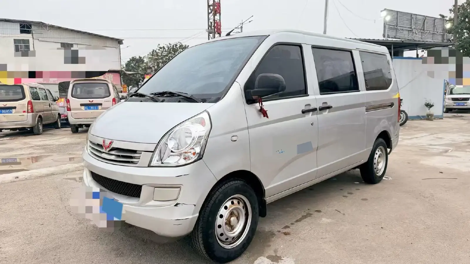 2020 WuLing RongGuang 1.2L 76HP L4 5MT