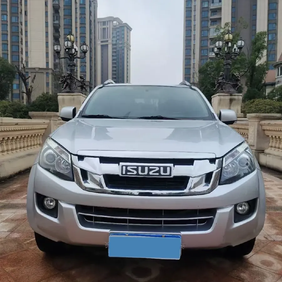 2020 Isuzu LingTuo 2.5T 150HP L4 6MT,autocango,china used car exporter,china ev exporter,chinese used car exporter,chinese used ev exporter