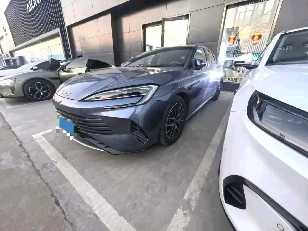 2025 BYD Seal07 DM-i 1.5T 156HP L4 E-CVT PHEV 17.6KWH