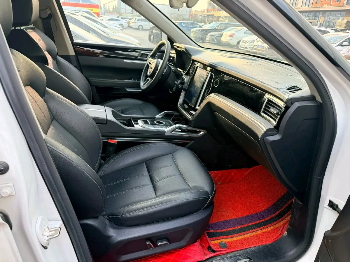 2017 Zotye T700 1.8T 177HP L4 6DCT,autocango,china used car exporter,china ev exporter,chinese used car exporter,chinese used ev exporter