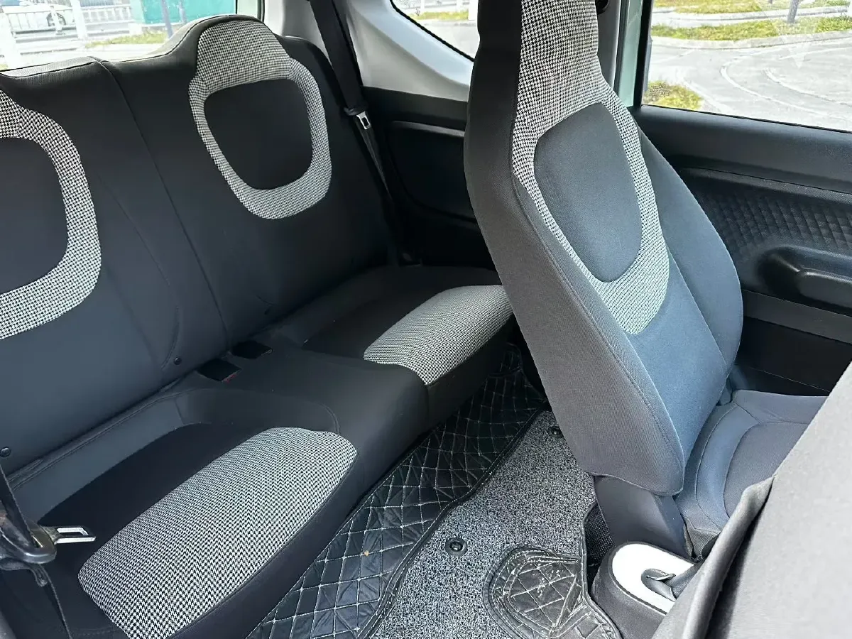 2024 WuLing HongGuang MINI EV BEV 17.3KWH,autocango,china used car exporter,china ev exporter,chinese used car exporter,chinese used ev exporter