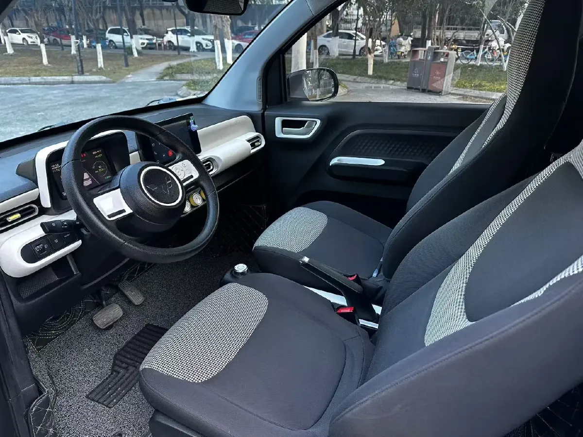 2024 WuLing HongGuang MINI EV BEV 17.3KWH,autocango,china used car exporter,china ev exporter,chinese used car exporter,chinese used ev exporter