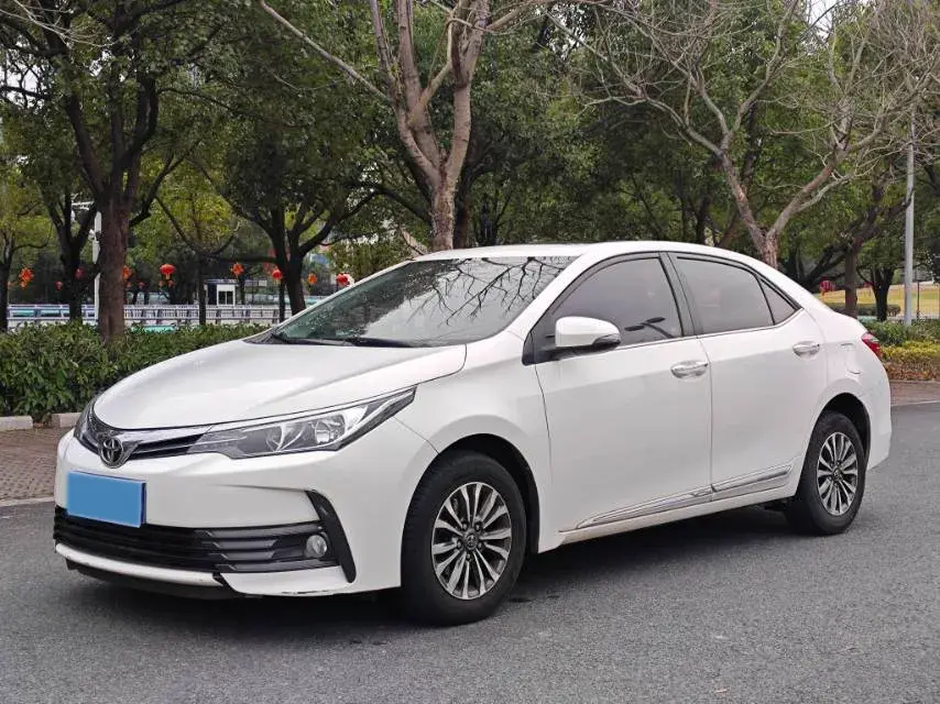 2017 Toyota Corolla 1.2T 116HP L4 CVT