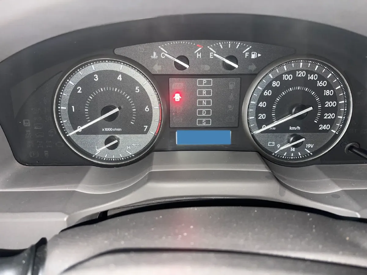 2015 Toyota Land Cruiser 4.0L 275HP V6 5AT,autocango,china used car exporter,china ev exporter,chinese used car exporter,chinese used ev exporter