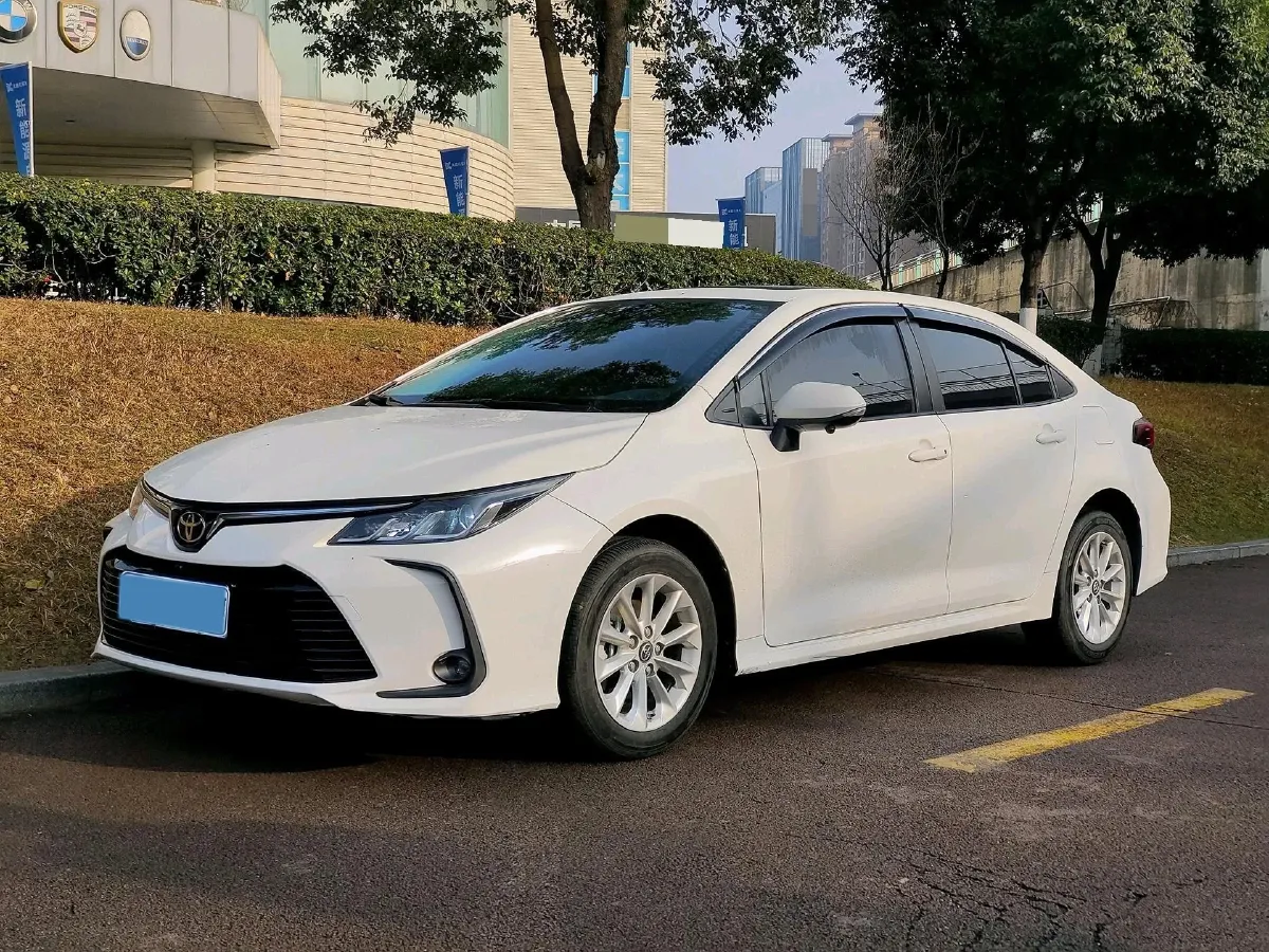 2021 Toyota Corolla 1.2T 116HP L4 CVT,autocango,china used car exporter,china ev exporter,chinese used car exporter,chinese used ev exporter