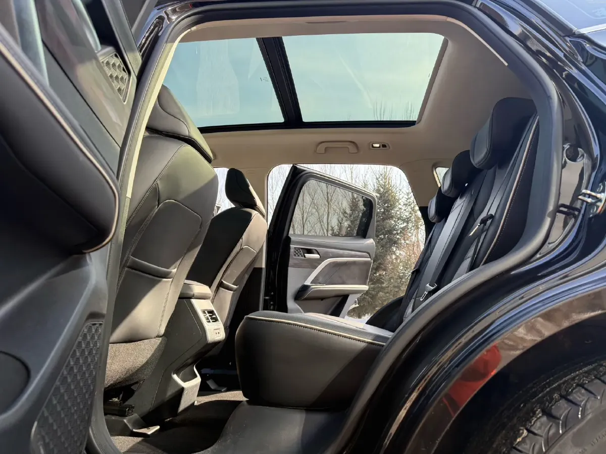 2021 Haval H6 1.5T 150HP L4 7DCT,autocango,china used car exporter,china ev exporter,chinese used car exporter,chinese used ev exporter