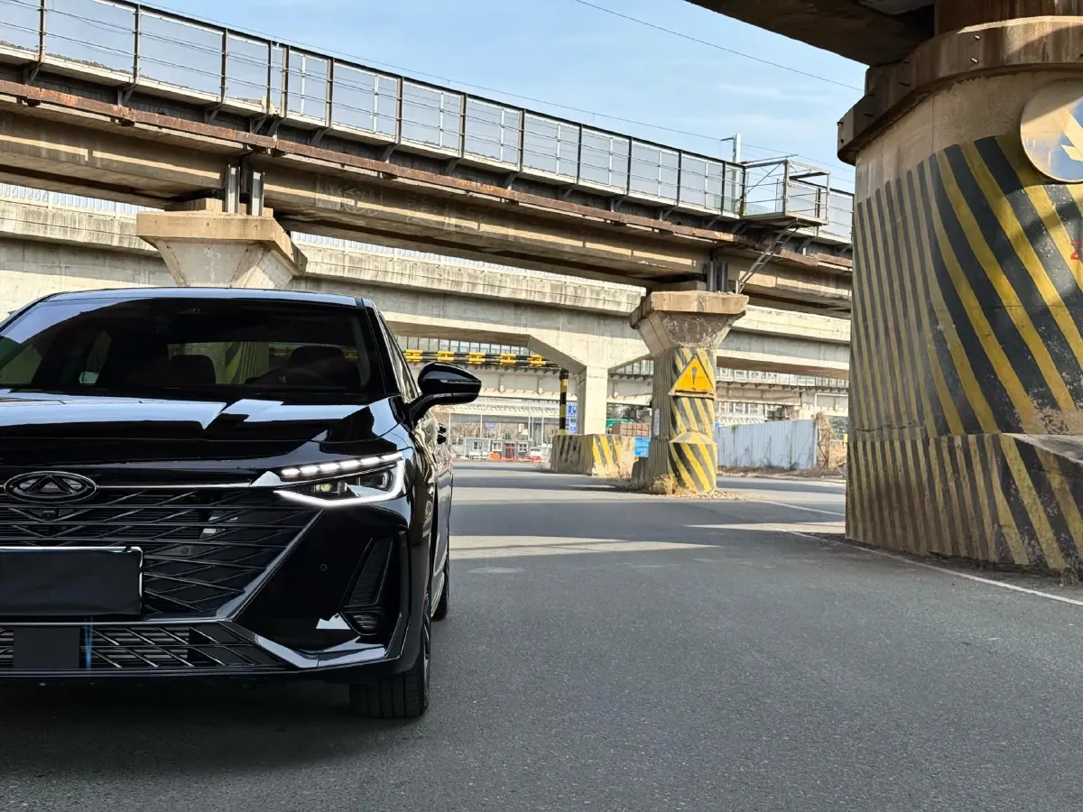 2025 Chery Arrizo 8 2.0T 254HP L4 7DCT,autocango,china used car exporter,china ev exporter,chinese used car exporter,chinese used ev exporter