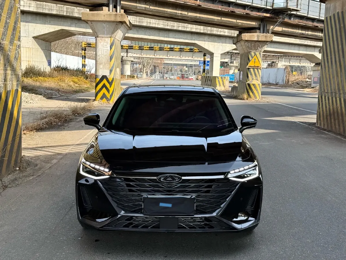 2025 Chery Arrizo 8 2.0T 254HP L4 7DCT,autocango,china used car exporter,china ev exporter,chinese used car exporter,chinese used ev exporter