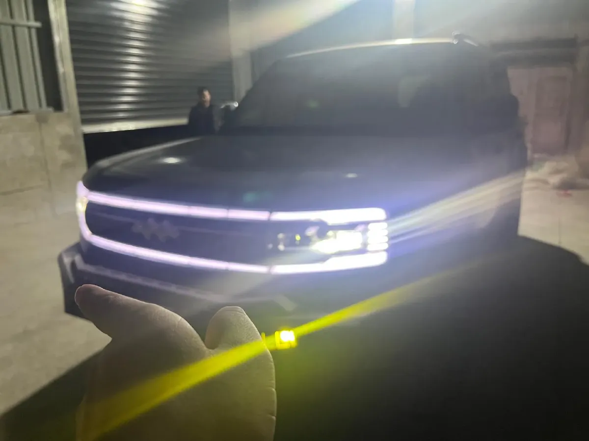 2023 FangChengBao Bao 5 1.5T 194HP L4 E-CVT PHEV 31.8KWH,autocango,china used car exporter,china ev exporter,chinese used car exporter,chinese used ev exporter