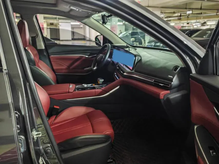 2022 ChangAn CS75 Plus 2.0T 233HP L4 8AT,autocango,china used car exporter,china ev exporter,chinese used car exporter,chinese used ev exporter