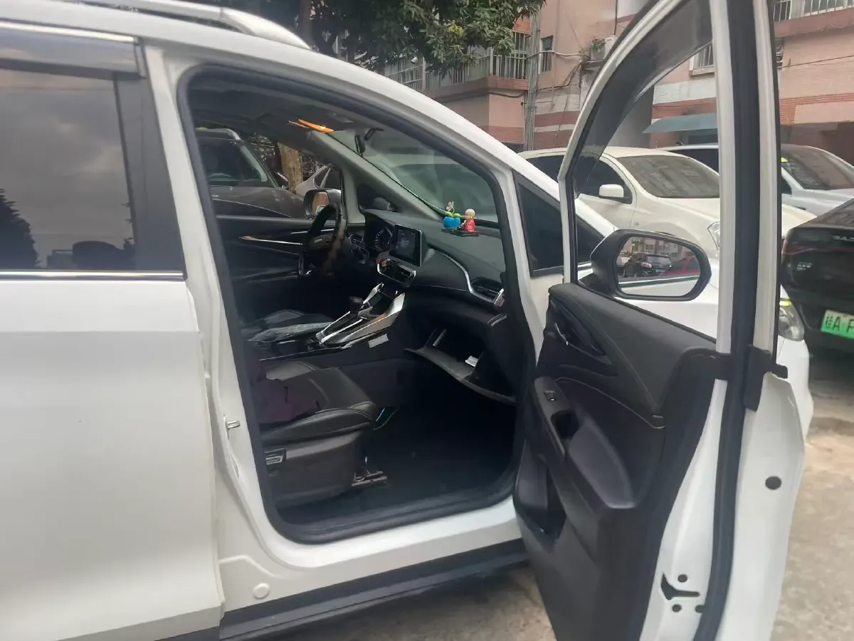 2021 MAXUS G50 1.5T 169HP L4 7DCT,autocango,china used car exporter,china ev exporter,chinese used car exporter,chinese used ev exporter