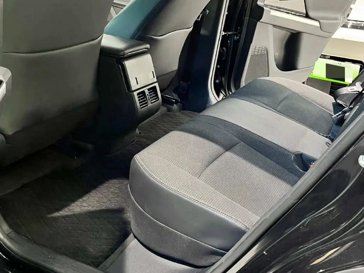 2022 Toyota bZ4X BEV 50.3KWH,autocango,china used car exporter,china ev exporter,chinese used car exporter,chinese used ev exporter