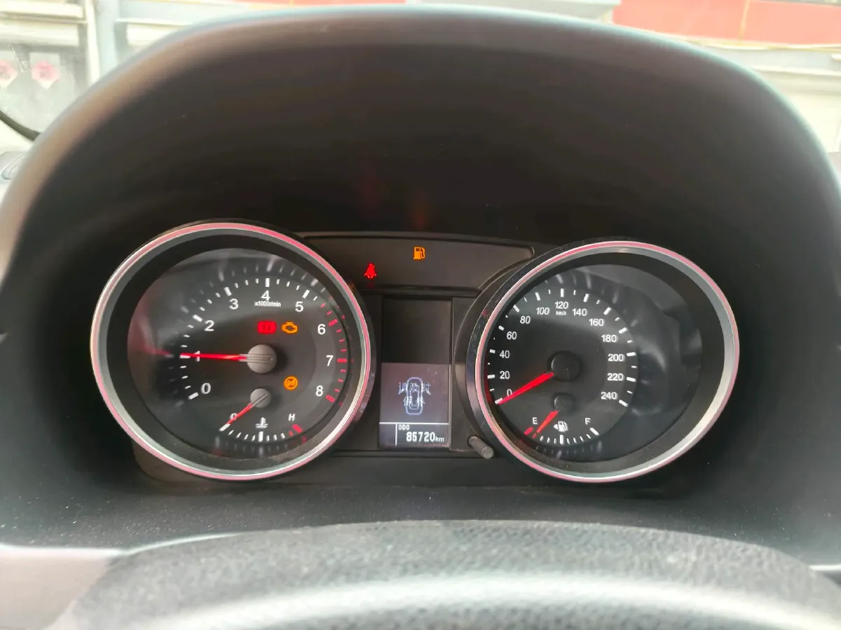 2018 Haval M6 1.5T 150HP L4 6MT,autocango,china used car exporter,china ev exporter,chinese used car exporter,chinese used ev exporter