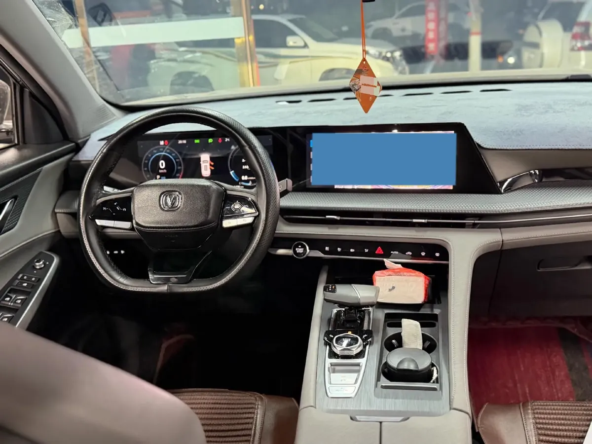 2022 ChangAn CS75 Plus 1.5T 188HP L4 8AT,autocango,china used car exporter,china ev exporter,chinese used car exporter,chinese used ev exporter