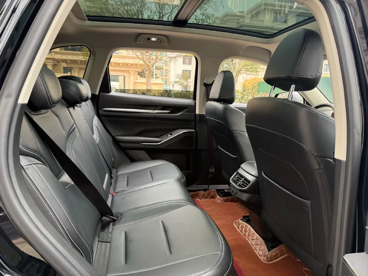 2021 Haval H6 1.5T 169HP L4 7DCT,autocango,china used car exporter,china ev exporter,chinese used car exporter,chinese used ev exporter