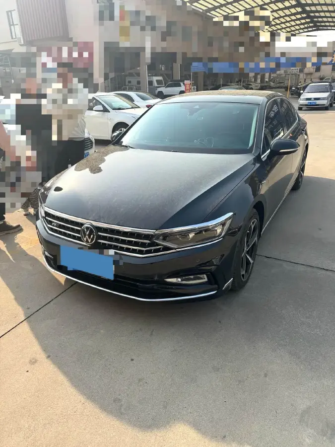 2023 Volkswagen Magotan 2.0T 220HP L4 7DCT