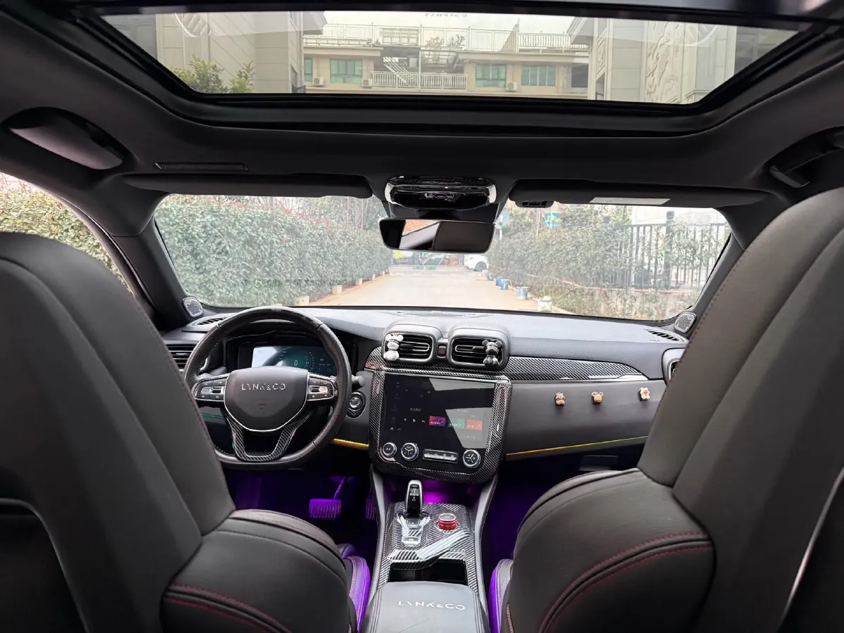 2018 Toyota C-HR 2.0L 171HP L4 CVT,autocango,china used car exporter,china ev exporter,chinese used car exporter,chinese used ev exporter