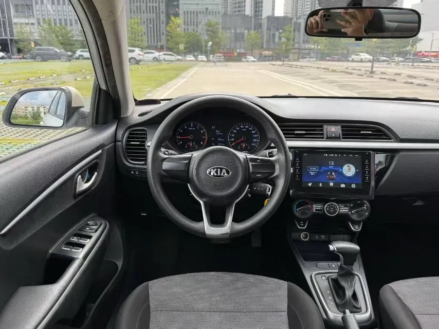 2017 Kia K2 1.4L 100HP L4 6AT,autocango,china used car exporter,china ev exporter,chinese used car exporter,chinese used ev exporter