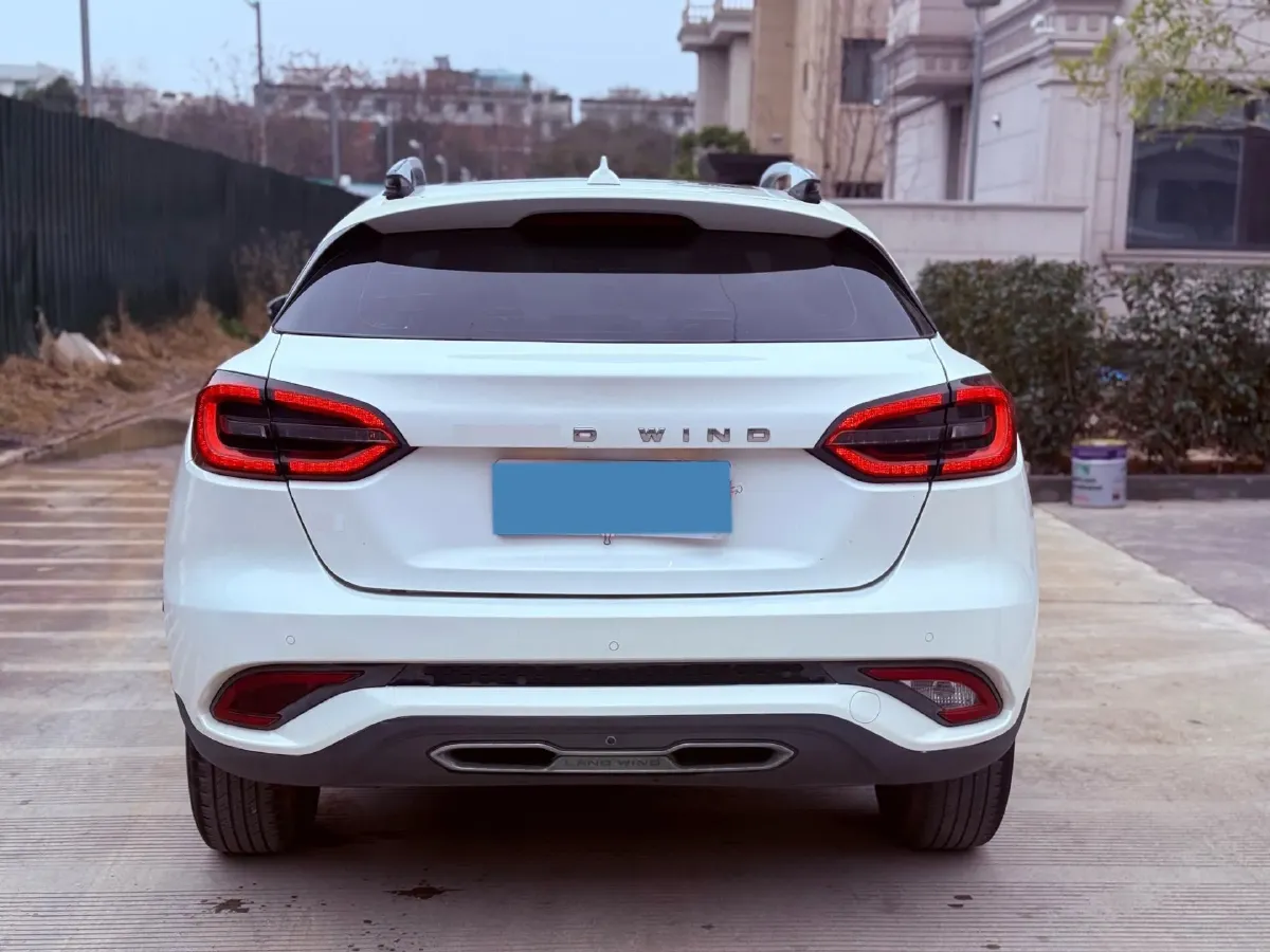 2018 Landwind XiaoYao 1.5T 150HP L4 5MT,autocango,china used car exporter,china ev exporter,chinese used car exporter,chinese used ev exporter