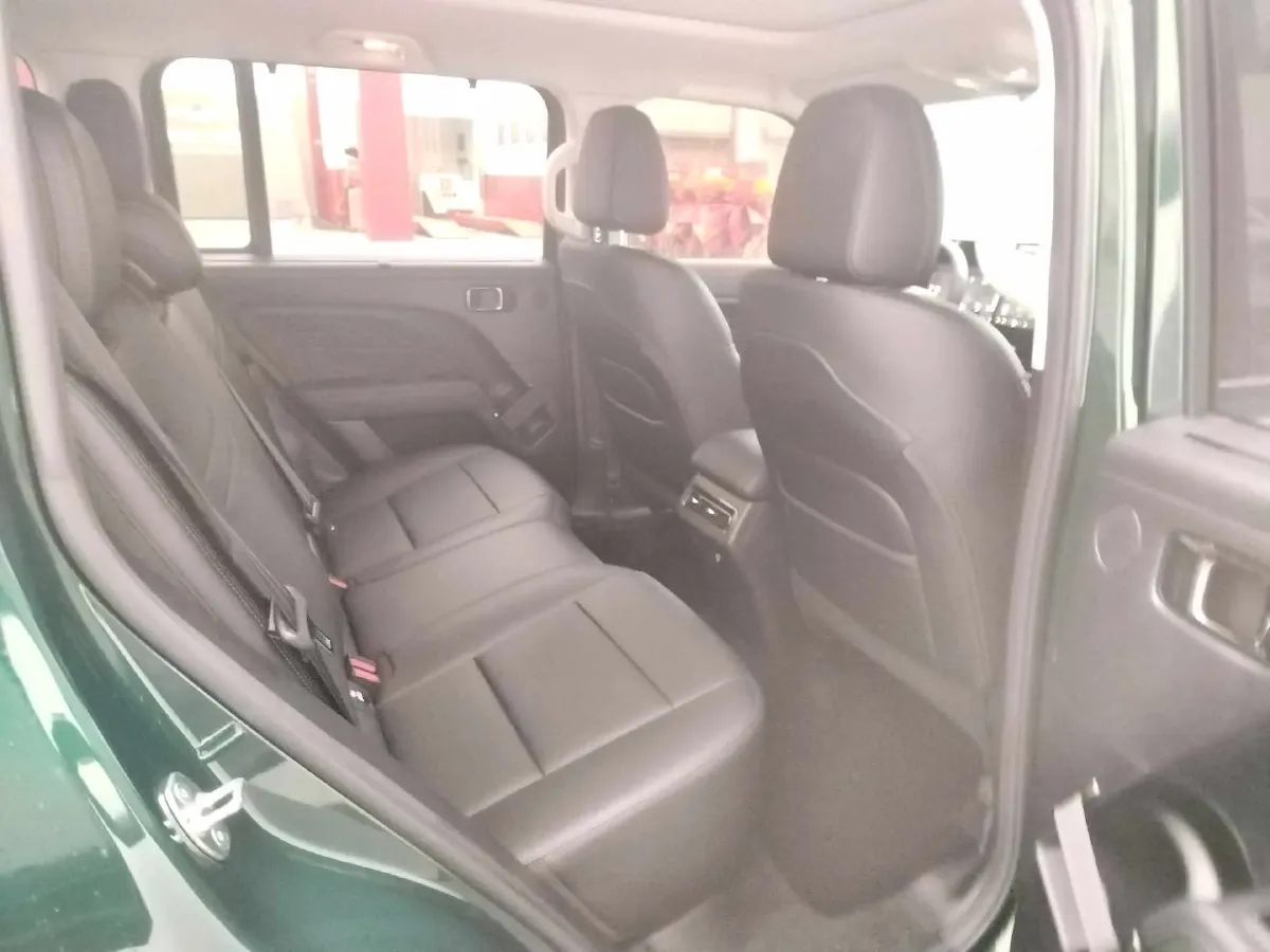 2025 Haval Raptor 2.0T 238HP L4 9DCT,autocango,china used car exporter,china ev exporter,chinese used car exporter,chinese used ev exporter