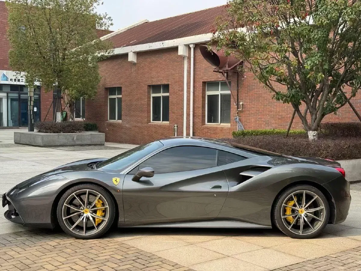 2015 Ferrari 488 3.9T 670HP V8 7DCT,autocango,china used car exporter,china ev exporter,chinese used car exporter,chinese used ev exporter